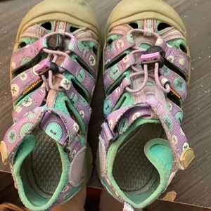 Waterproof kids Keen Newport shoes - GUC